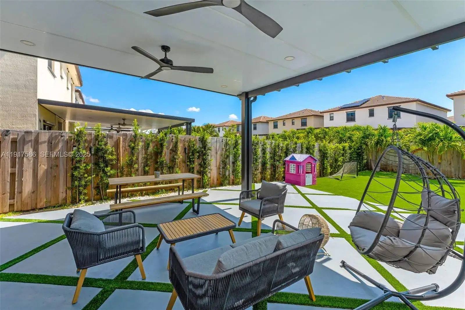 25565 SW 109th Ave, Homestead FL 33032 photo 2
