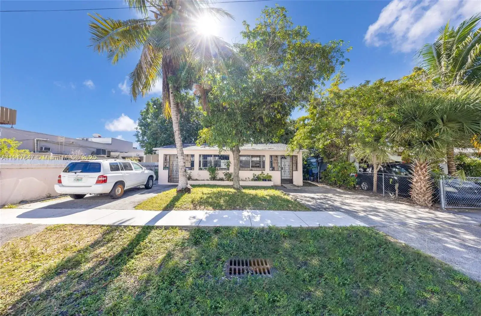 760-762 NE 131 st, North Miami FL 33161 photo 2