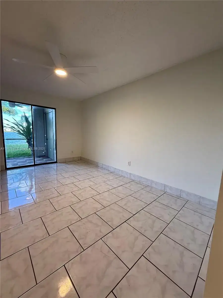 1303 S Liberty Ave # 1303J, Homestead FL 33034 photo 4