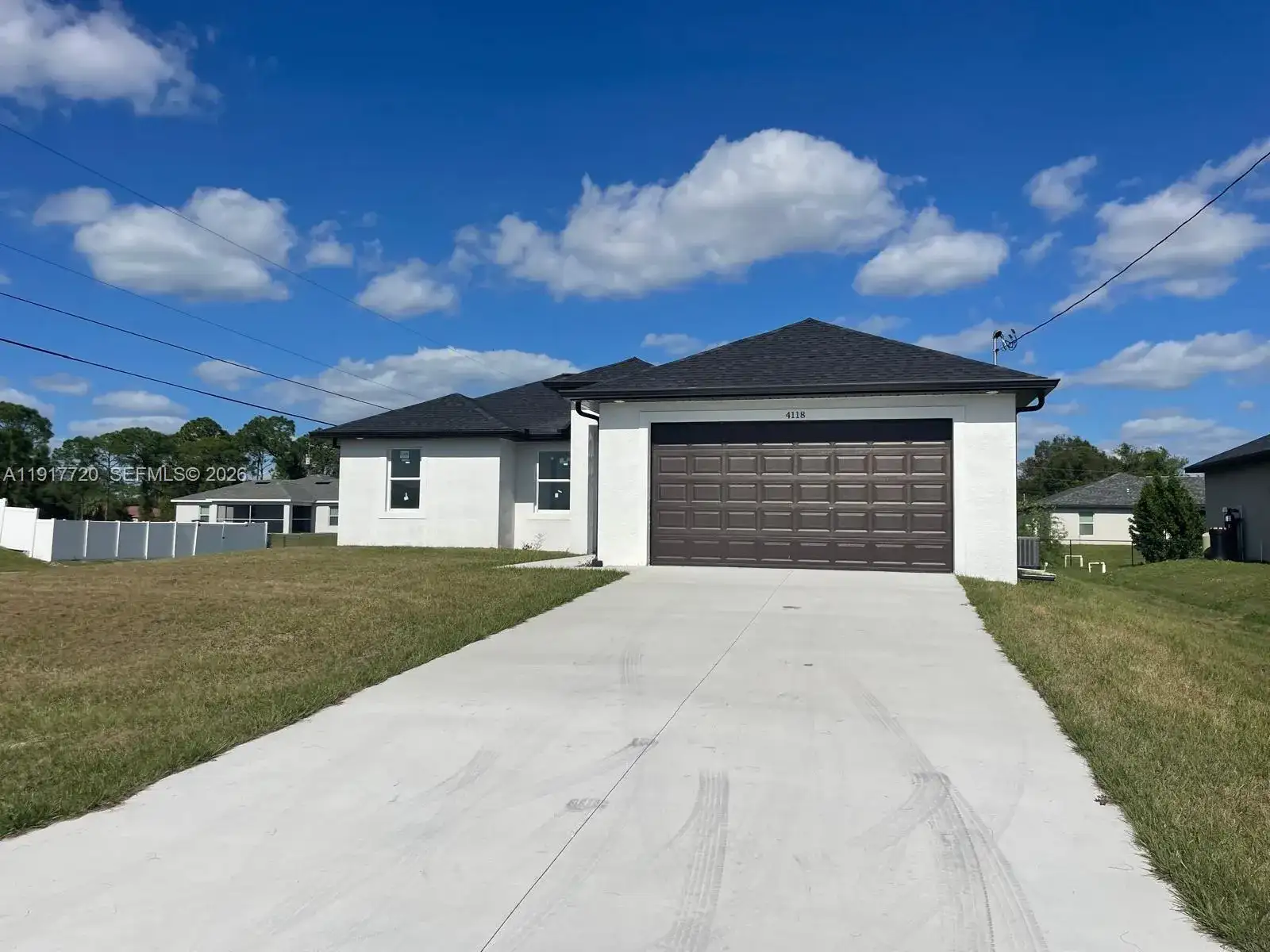4118 4th ST SW, Lehigh Acres FL 33976 photo 2