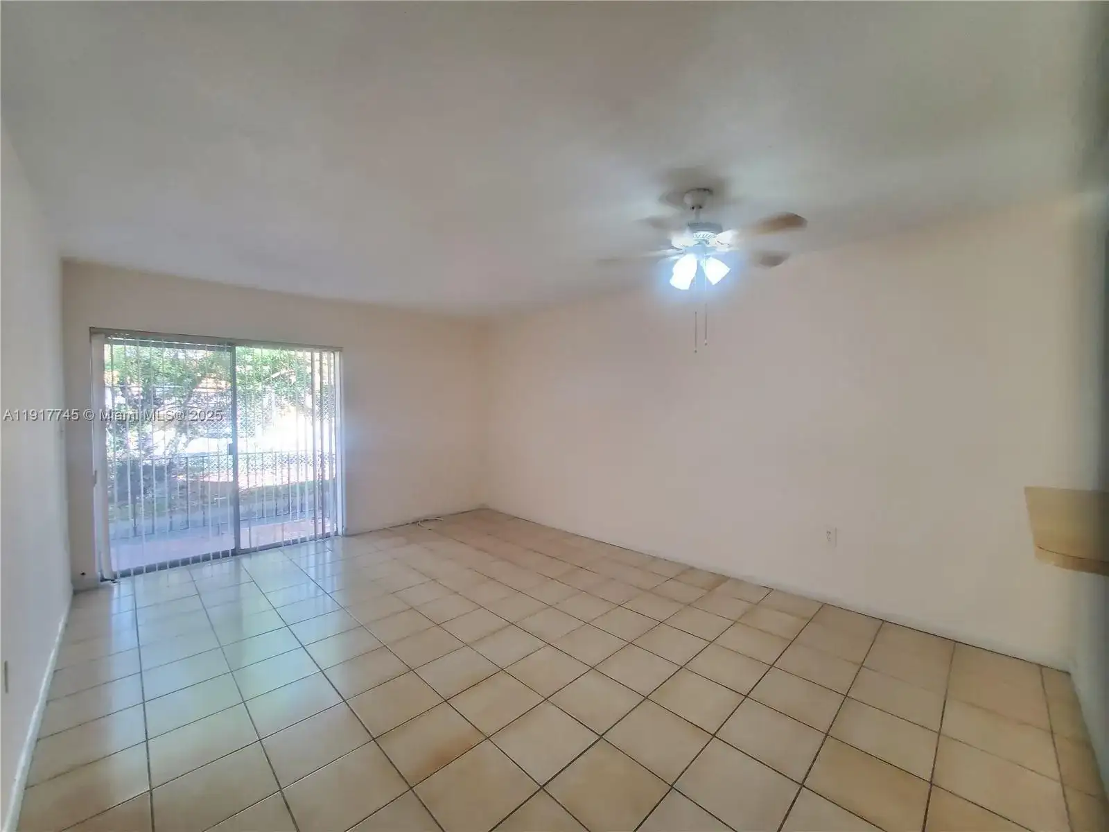1008 NW 45th Ave # 3, Miami FL 33126 photo 5