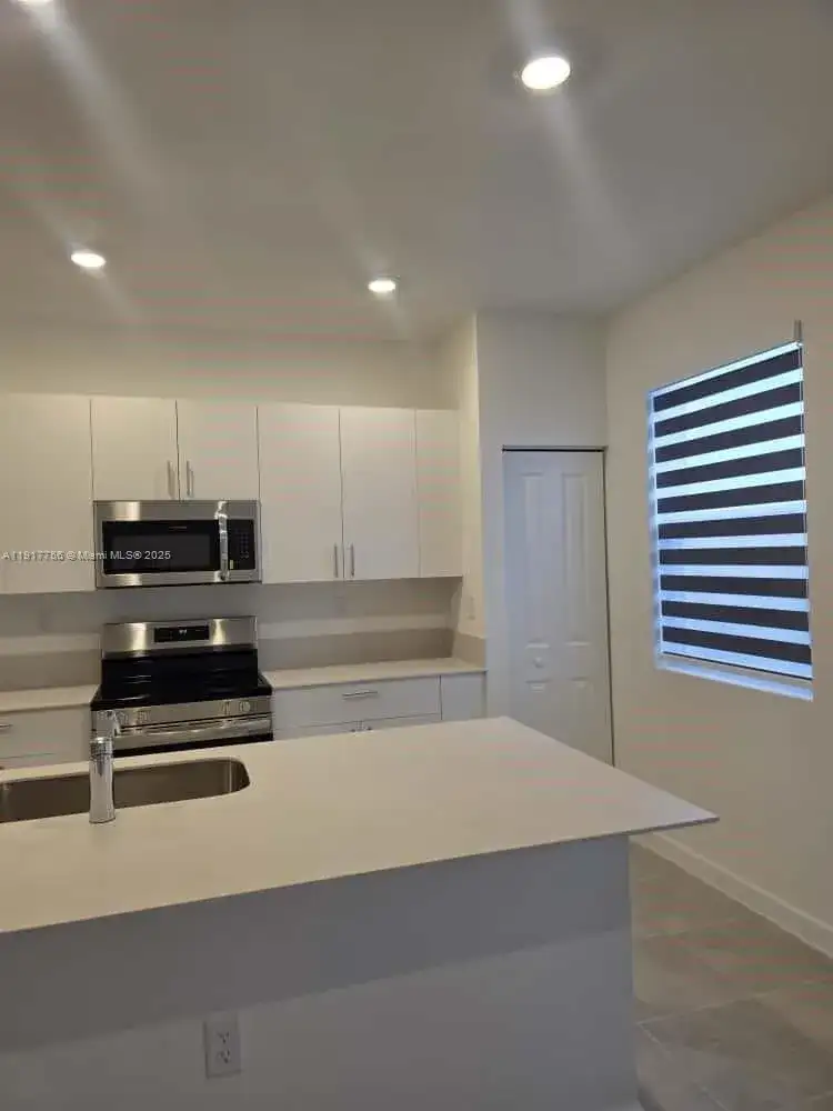 17875 SW 359th Ter, Homestead FL 33034 photo 5