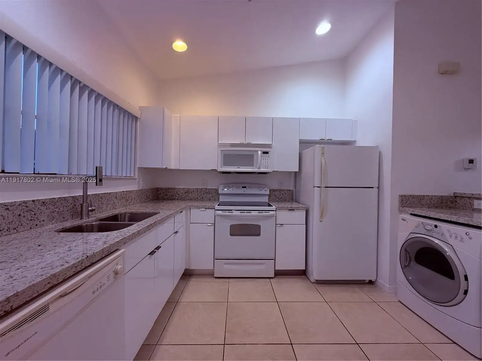 3820 SW 48th Ave # 31, Pembroke Park FL 33023 photo 4