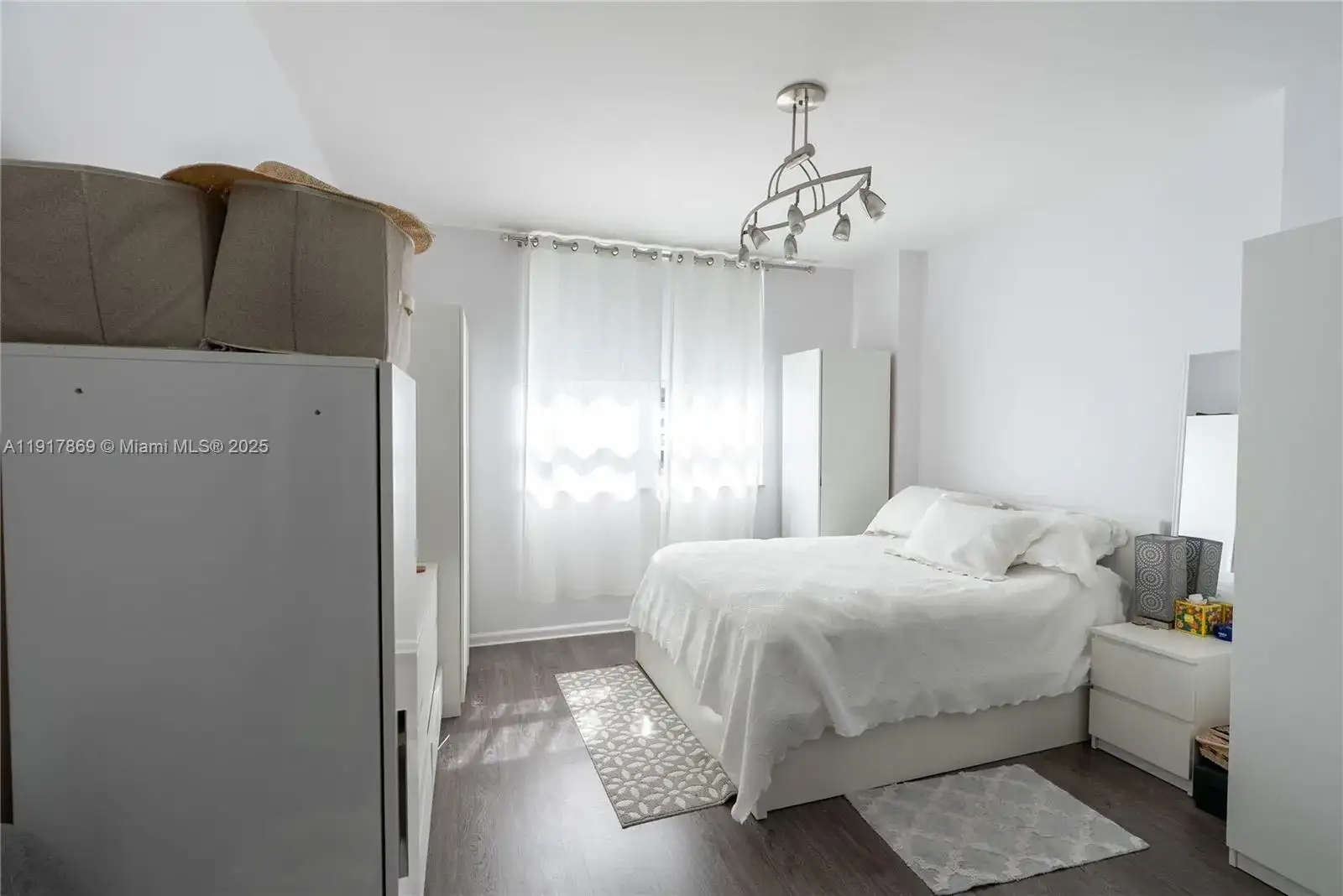 801 Brickell Key Blvd # 1407, Miami FL 33131 photo 5