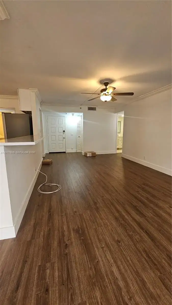 105 Lake Emerald Dr # 311, Oakland Park FL 33309 photo 5