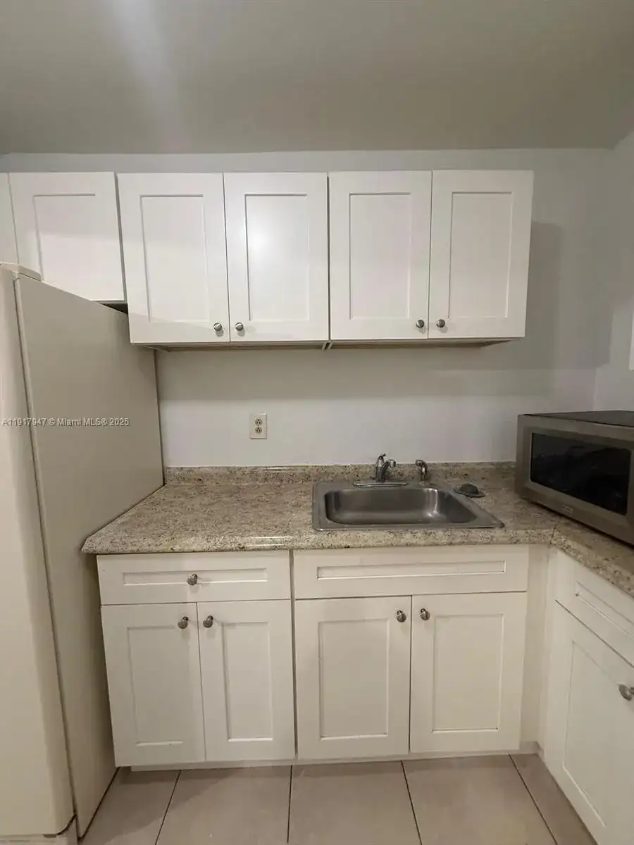 4304 NW 9th Ave # 3C, Deerfield Beach FL 33064 photo 5