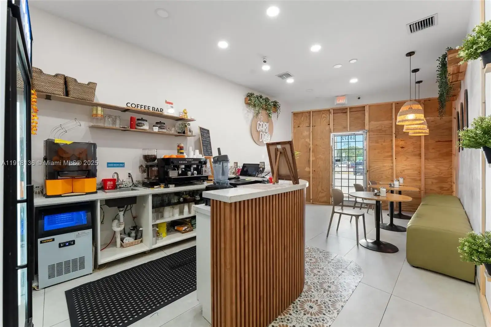 18172 NW 2nd Ave, Miami FL 33169 photo 4