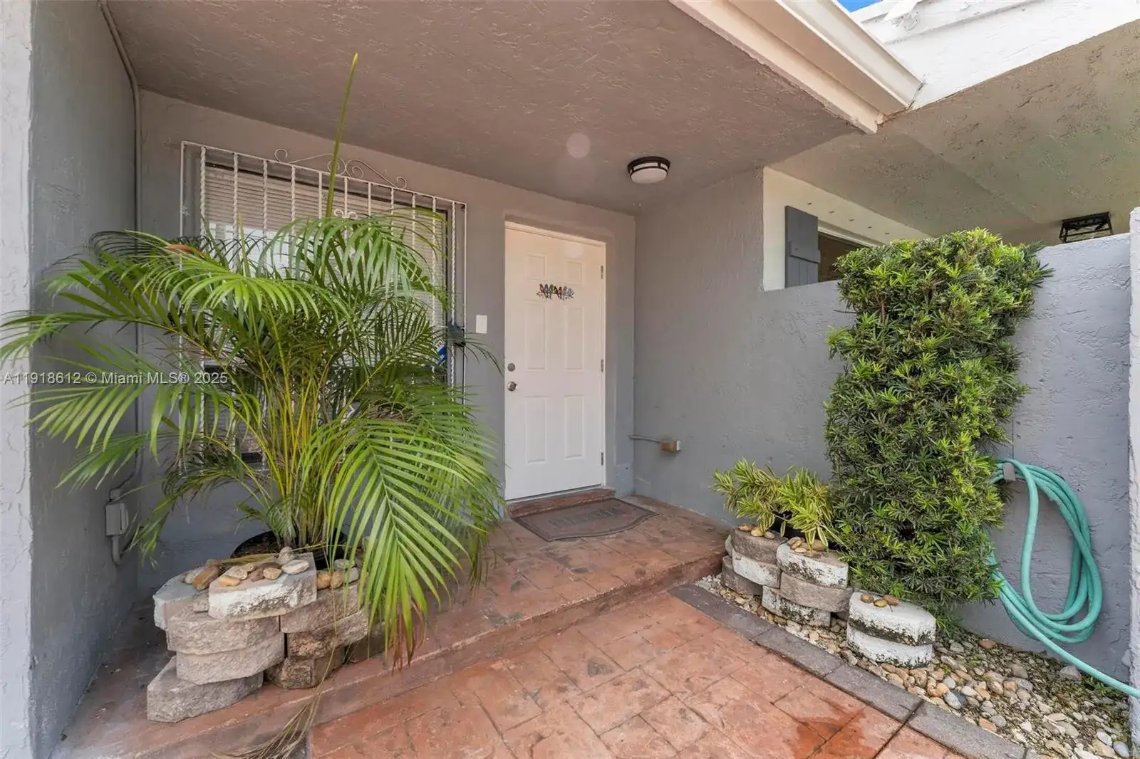 2401 SW 102nd Ave, Miami FL 33165 photo 2