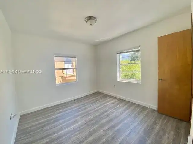 830 W 40th St # 2, Miami Beach FL 33140 photo 2