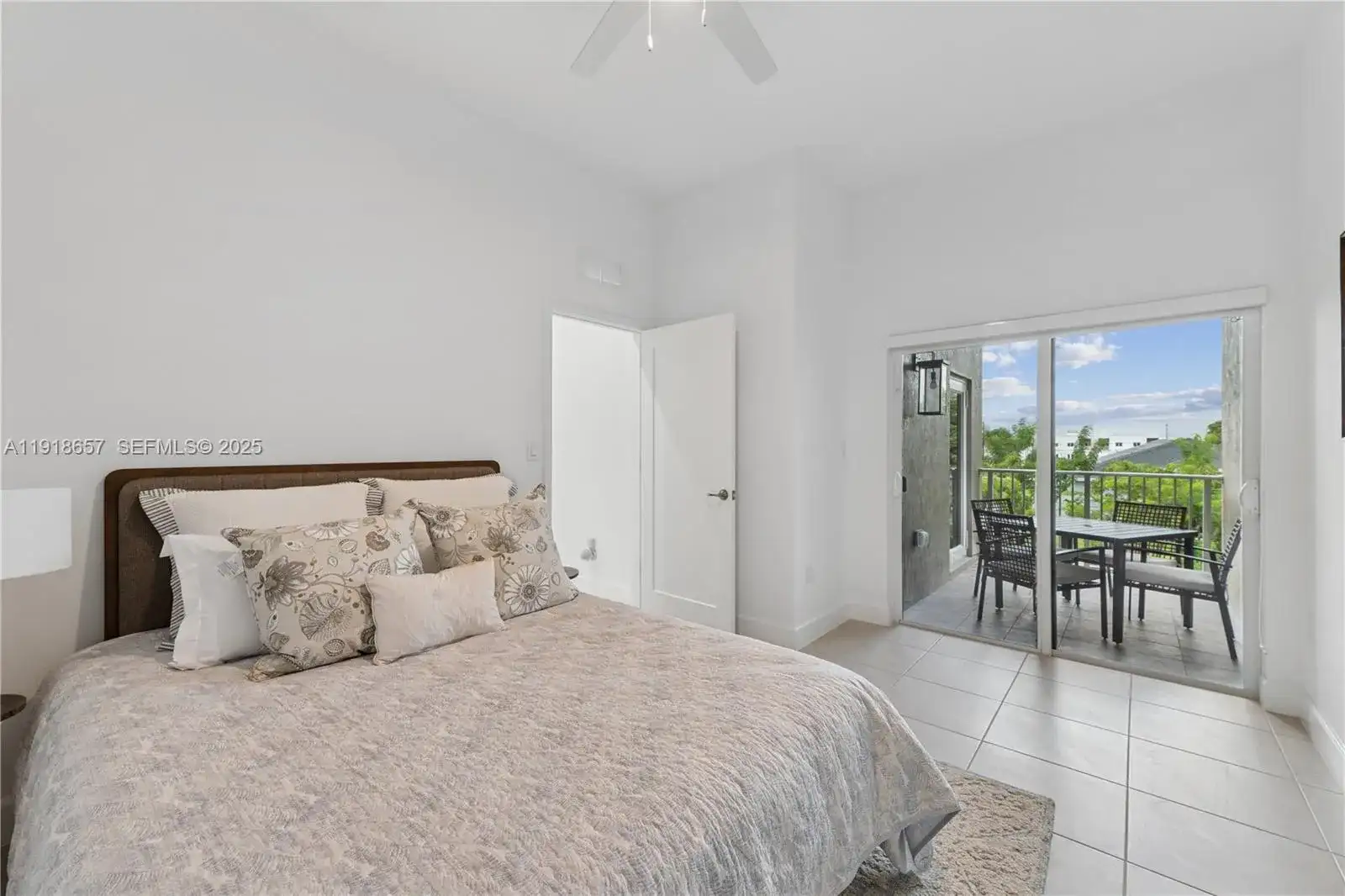 355 NW 30 terr # 1311, Pompano Beach FL 33069 photo 2