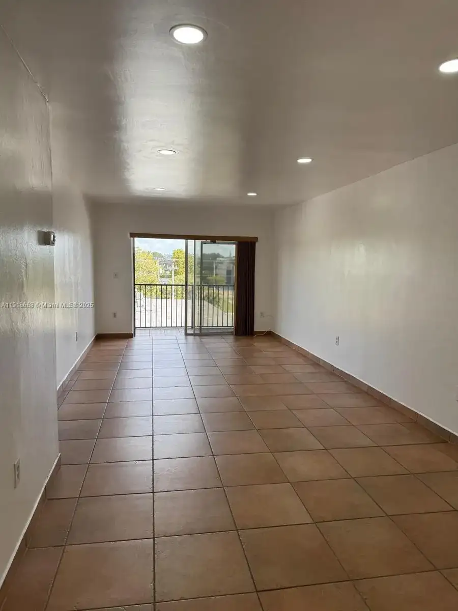 5731 NW 37th St # 407, Virginia Gardens FL 33166 photo 5