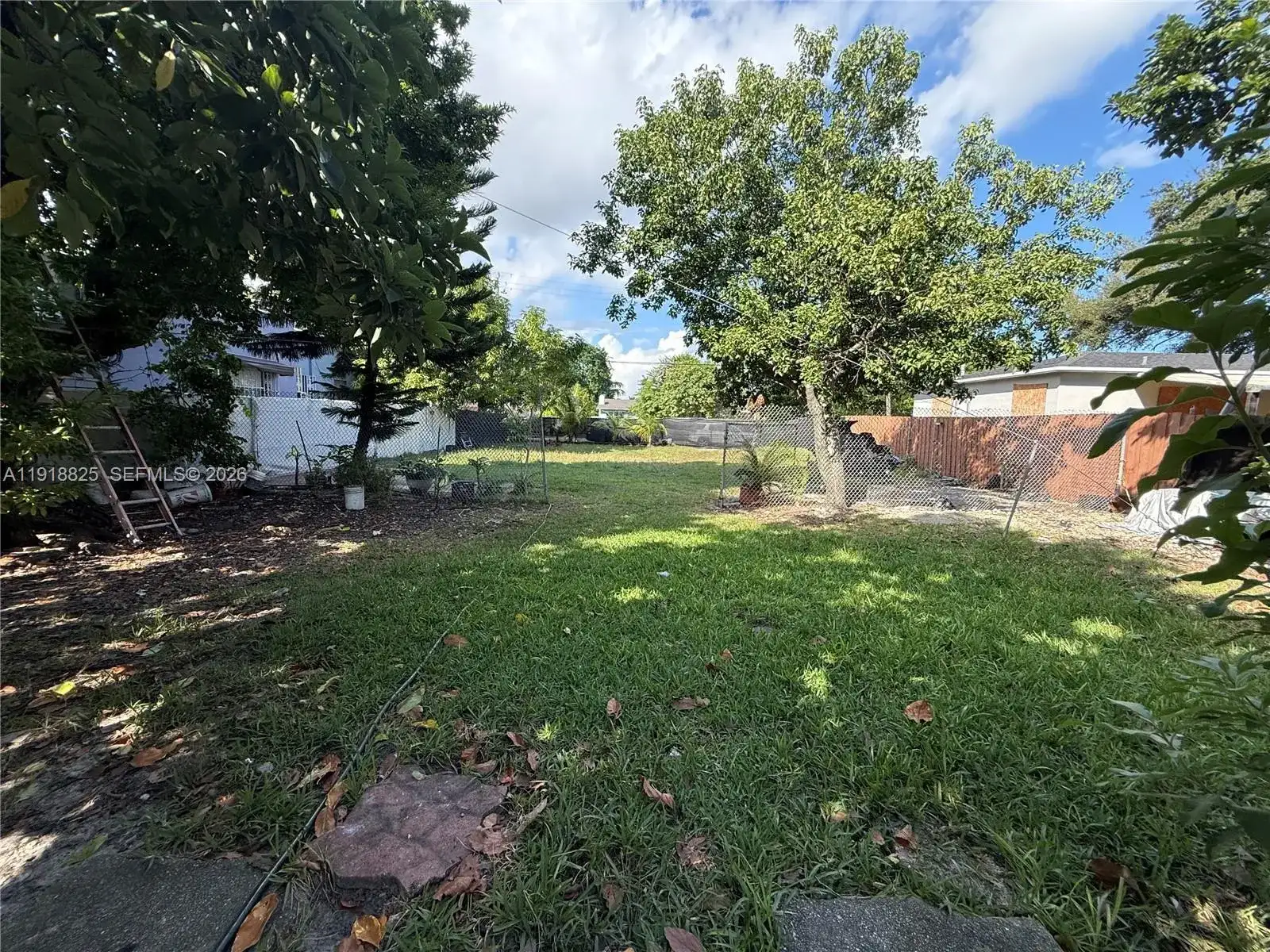 1736 NW 42nd St, Miami FL 33142 photo 3
