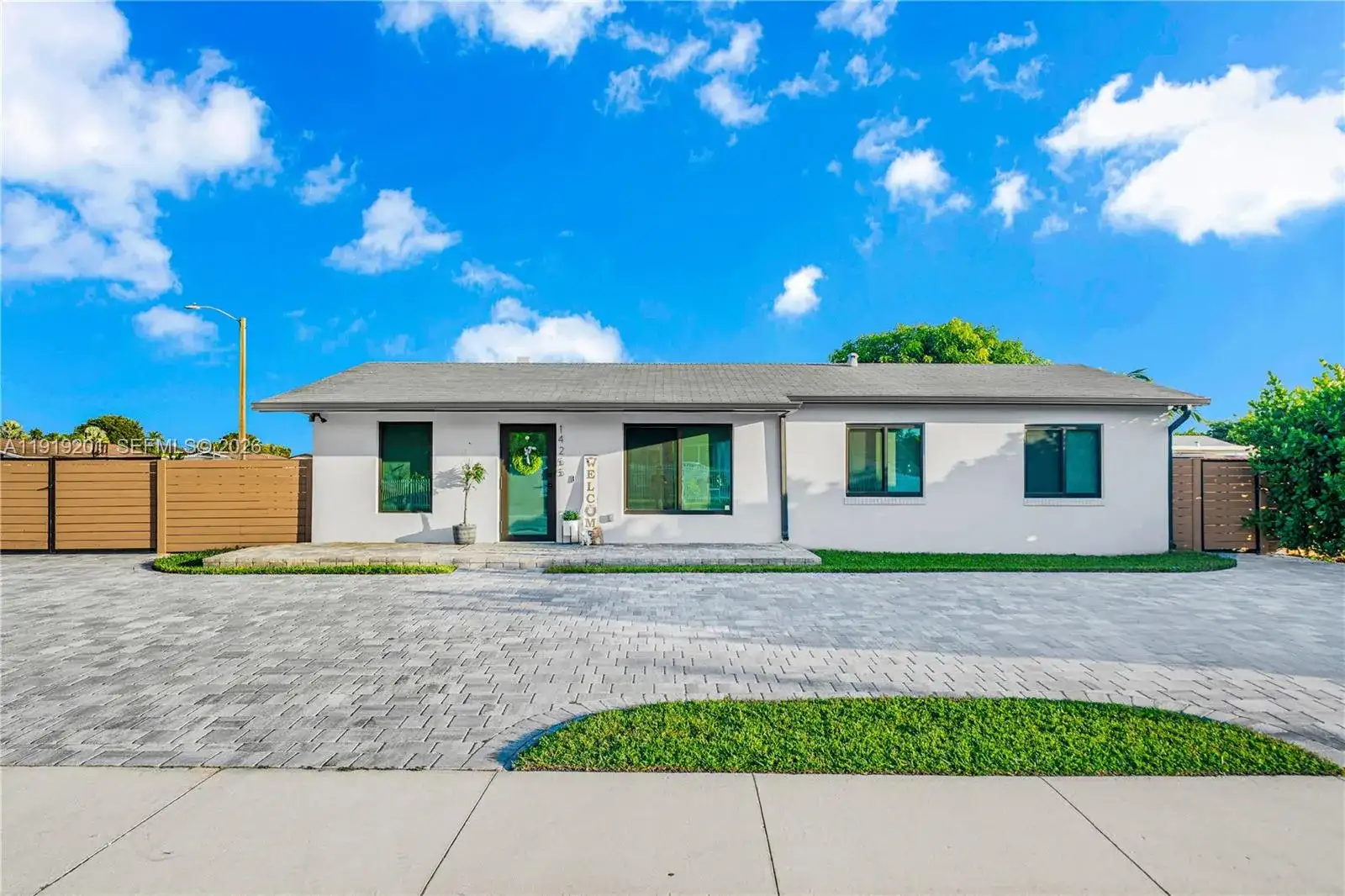 14265 SW 105th Ct, Miami FL 33176 photo 2