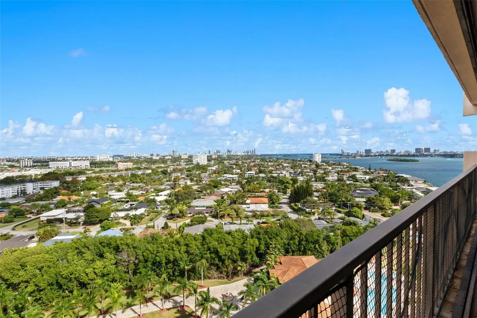 1800 NE 114th St # 1903, Miami FL 33181 photo 4