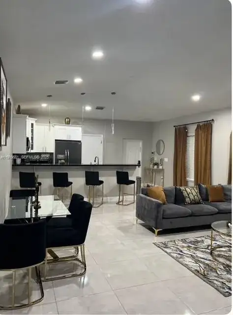 933 NW 2nd Ave, Fort Lauderdale FL 33311 photo 5