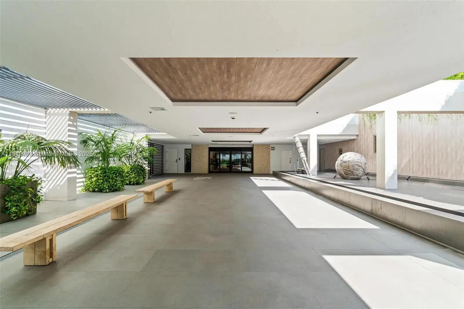 2301 Collins Ave, Miami Beach FL 33139 photo 3