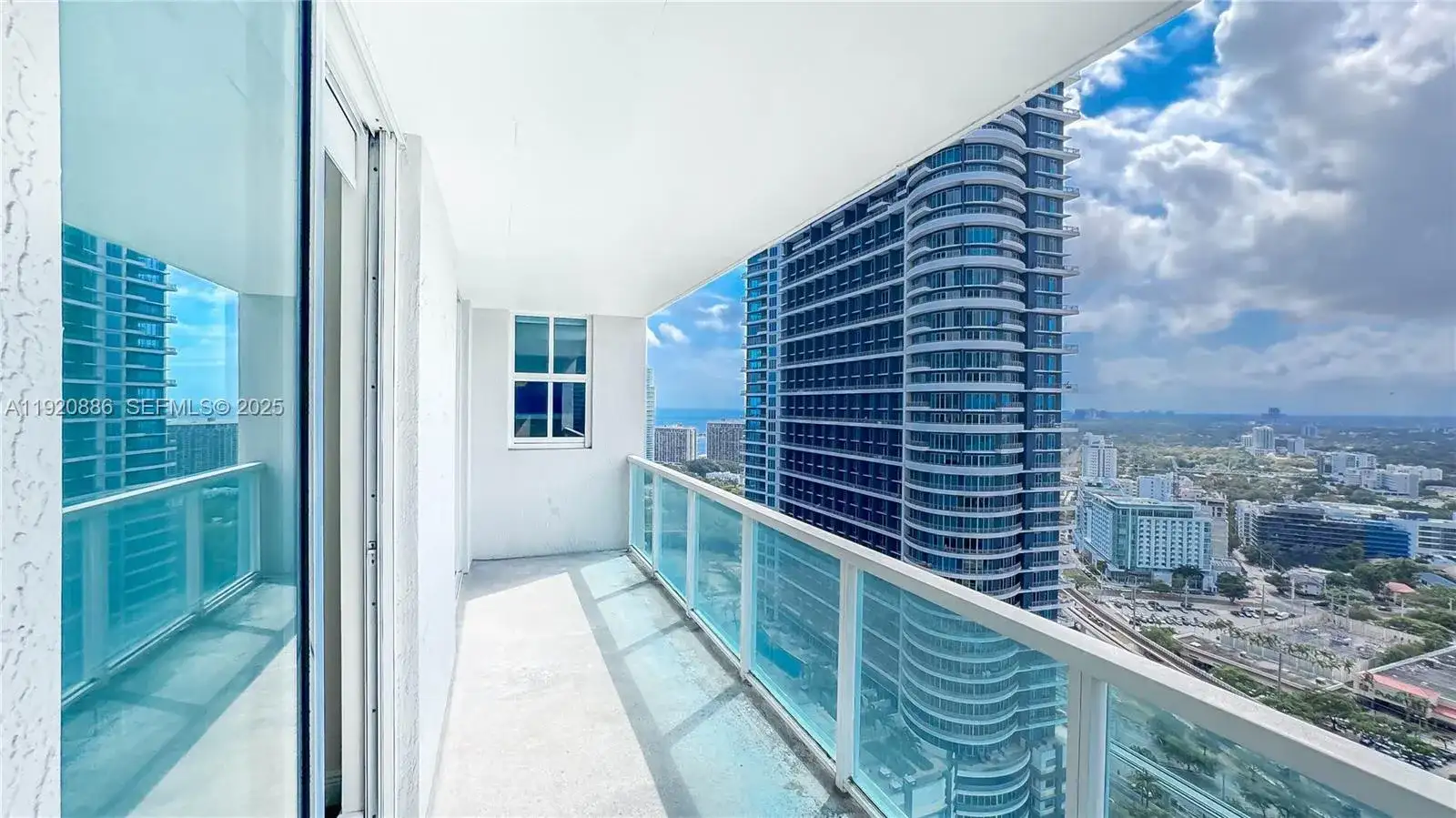 1250 S Miami Ave # 3205, Miami FL 33130 photo 2