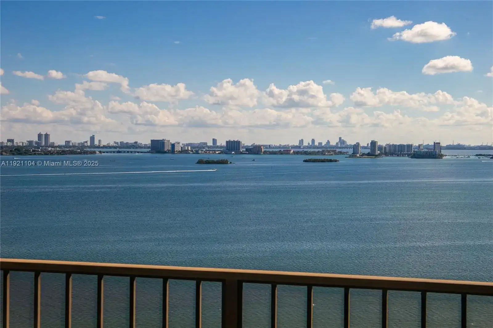 1800 NE 114th St # 2105, Miami FL 33181 photo 2