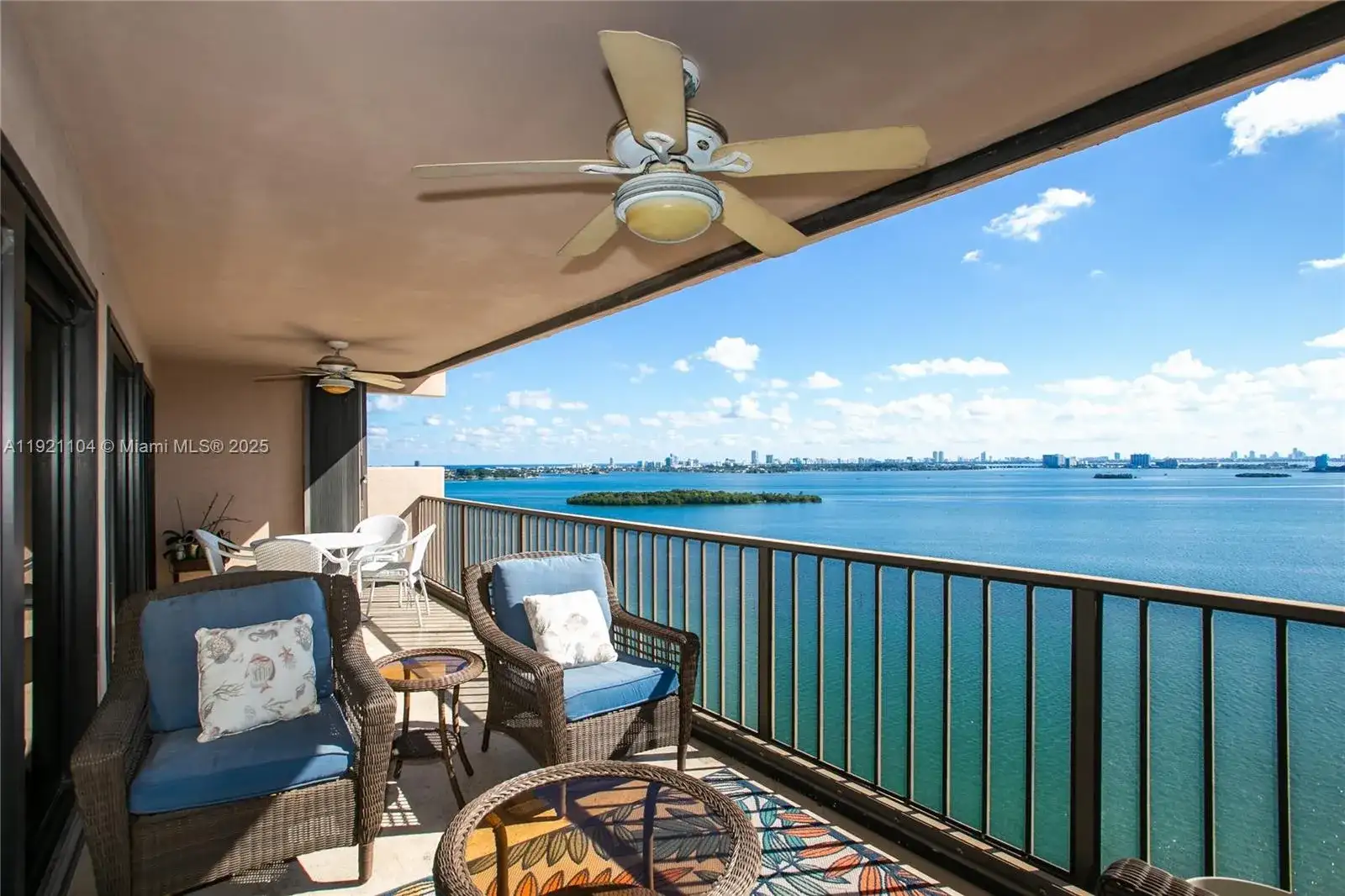 1800 NE 114th St # 2105, Miami FL 33181 photo 3