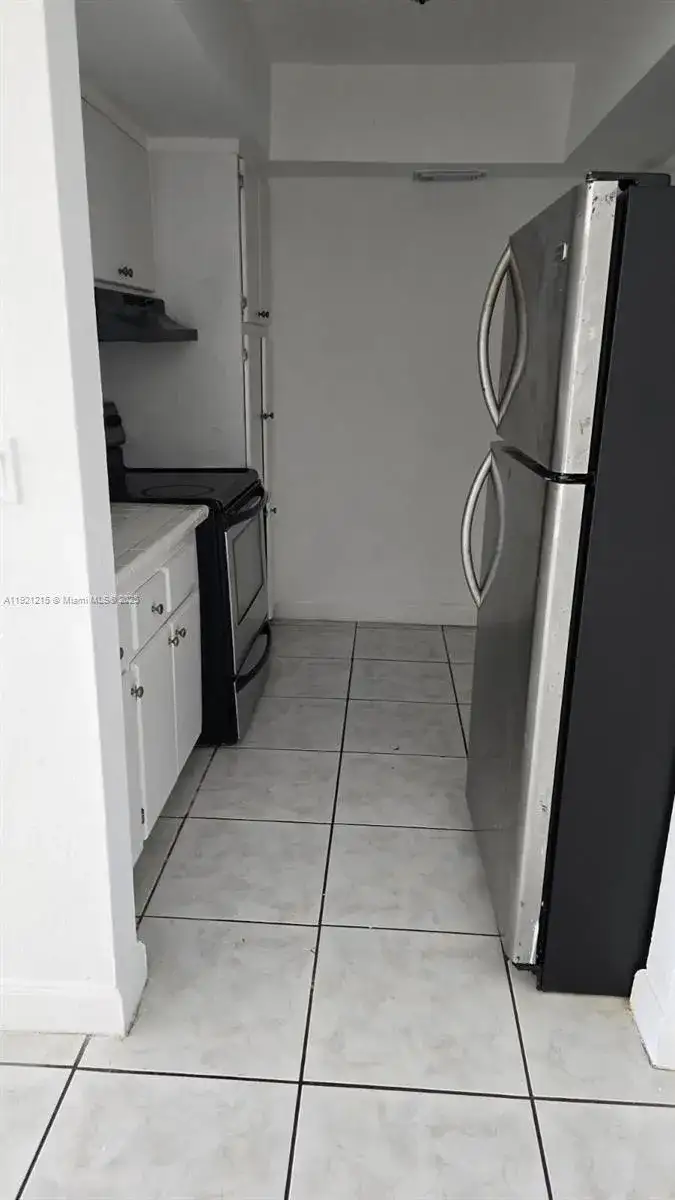 1885 NE 121st St # 17, North Miami FL 33181 photo 3