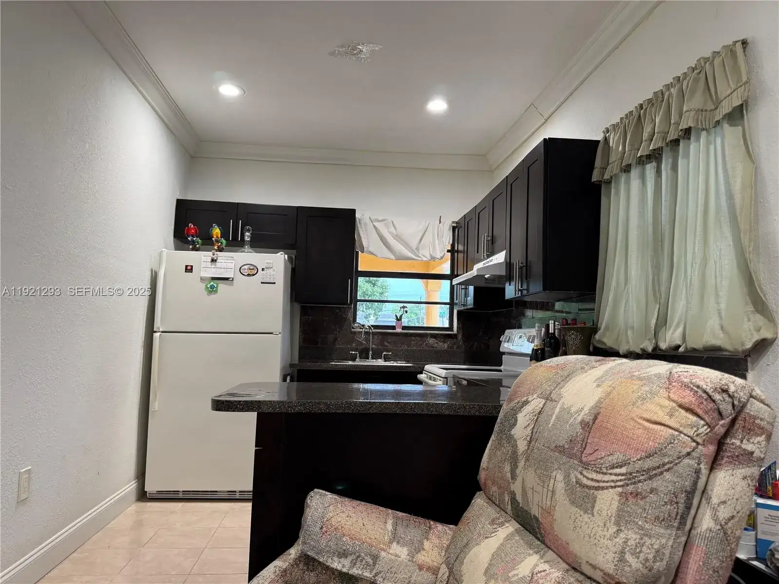 3041 NW 95th Ter, Miami FL 33147 photo 5