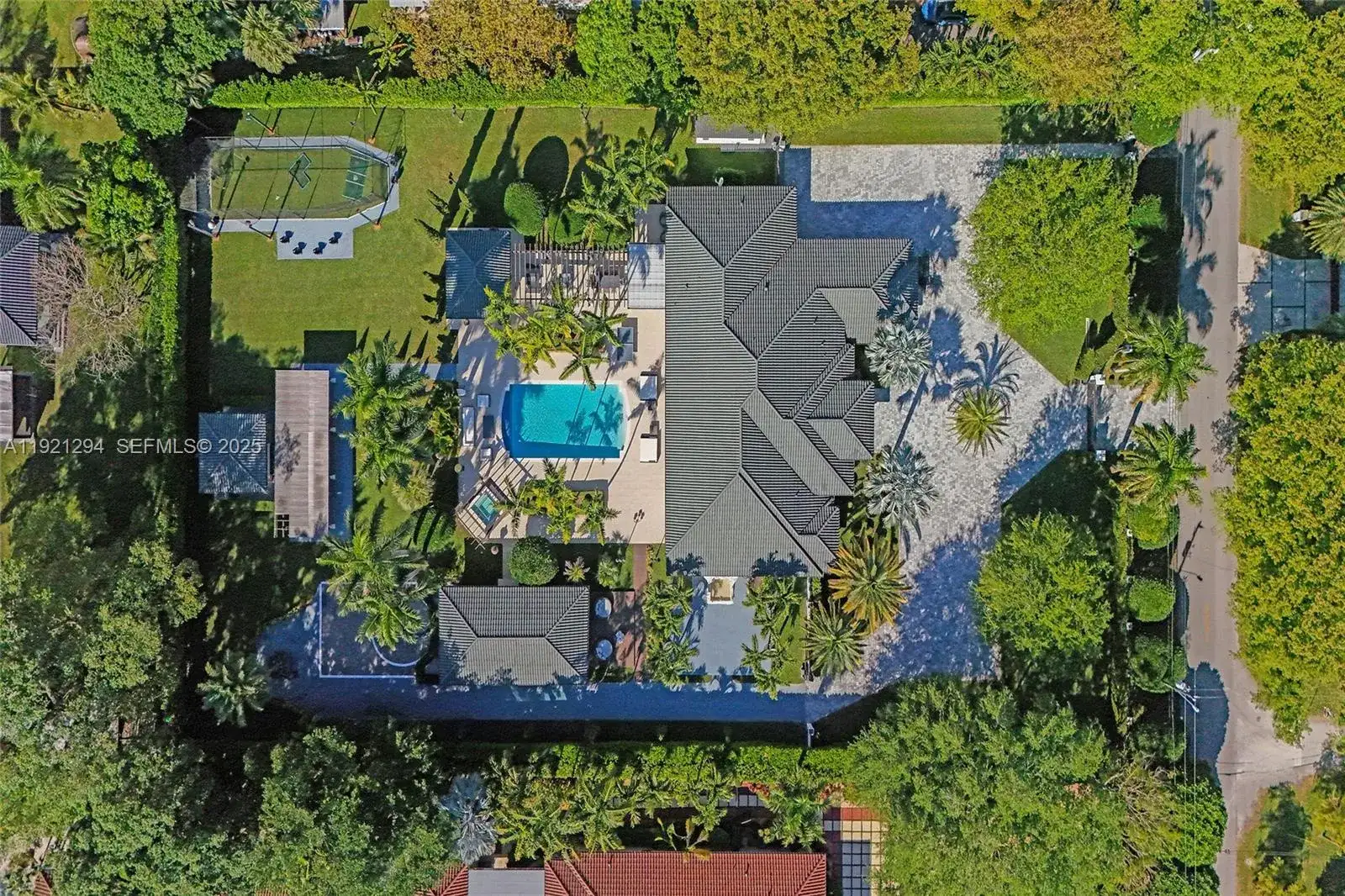 10400 SW 62nd St, Miami FL 33173 photo 2