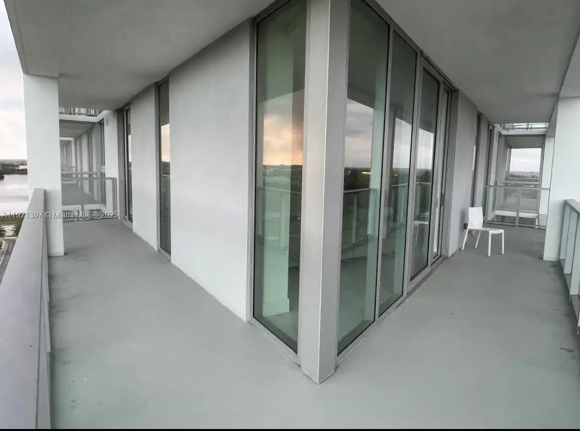 2000 Metropica Way # 1009, Sunrise FL 33323 photo 2