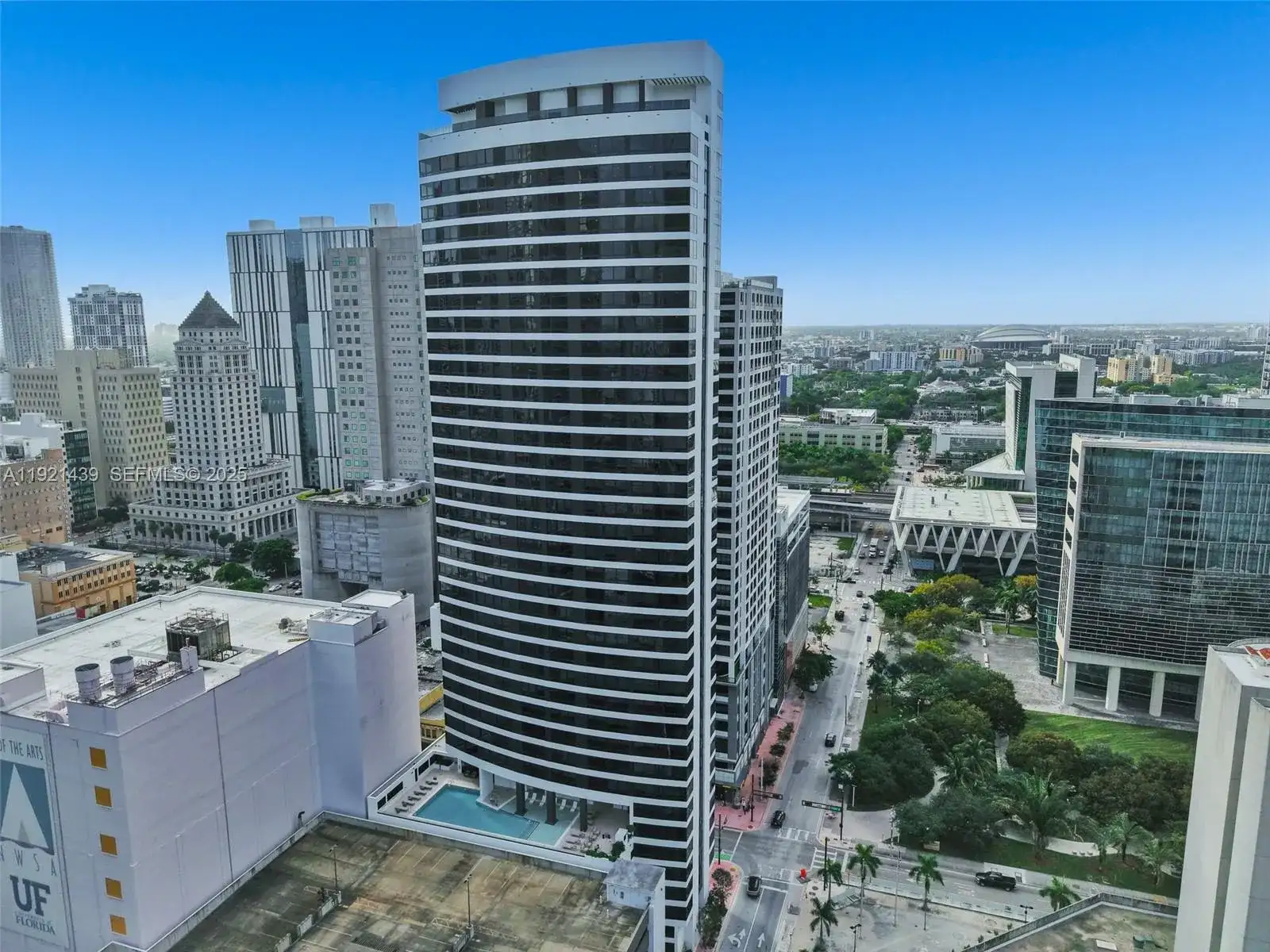 225 N Miami Avenue # 901, Miami FL 33128 photo 4
