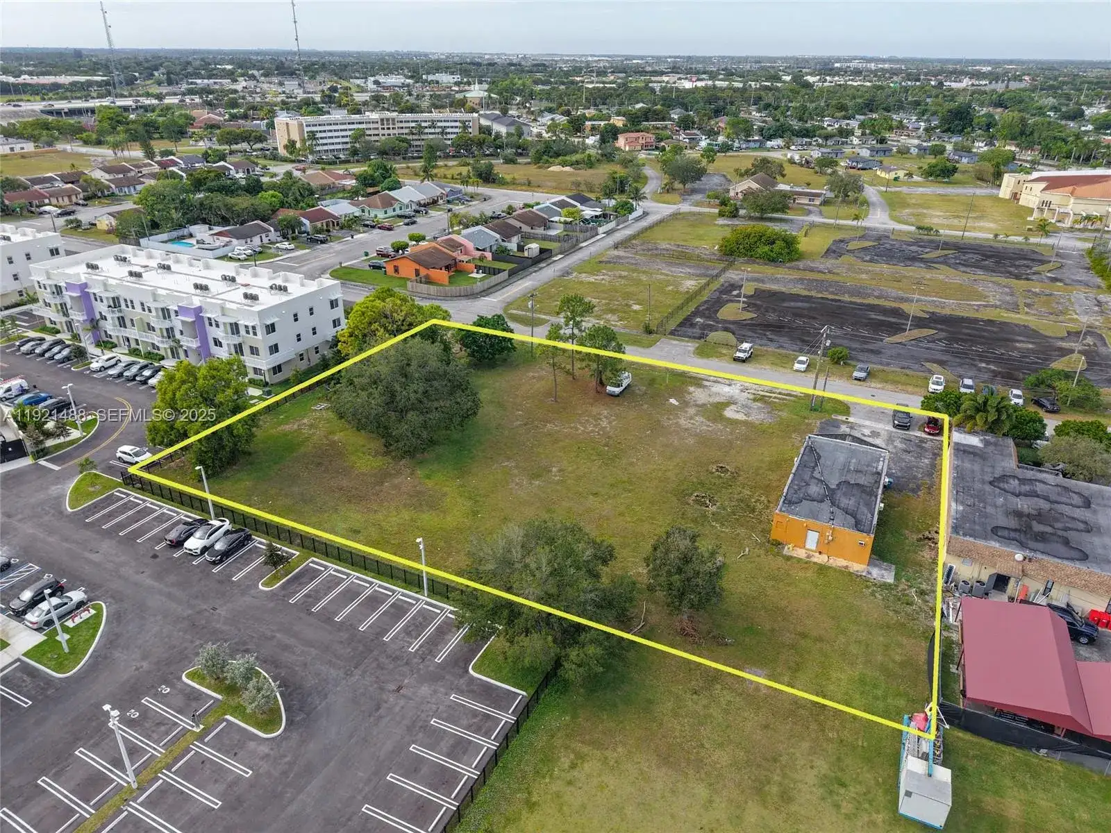 14551 Carver Dr, Miami FL 33176 photo 4