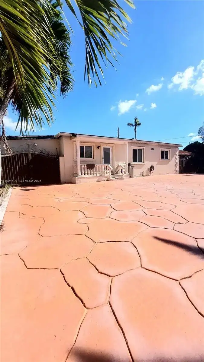 2145 SW 76th Ave, Miami FL 33155 photo 3