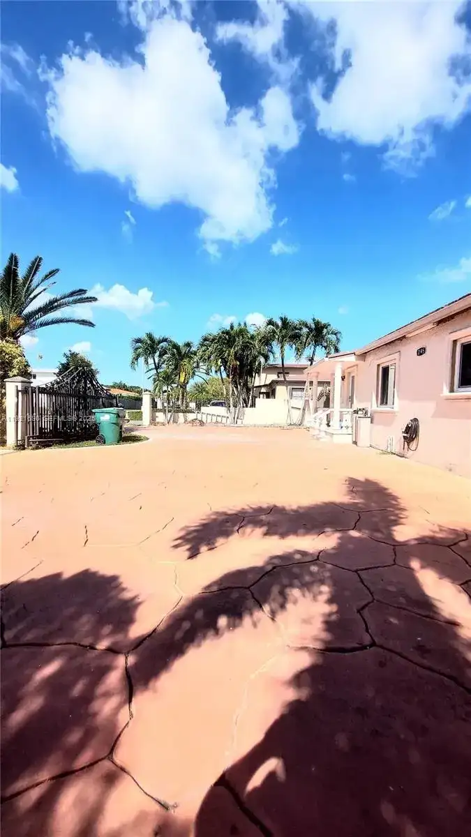 2145 SW 76th Ave, Miami FL 33155 photo 5