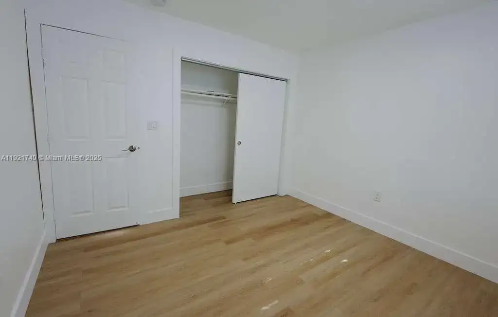 11316 Peachtree Dr # 2, Miami FL 33161 photo 5