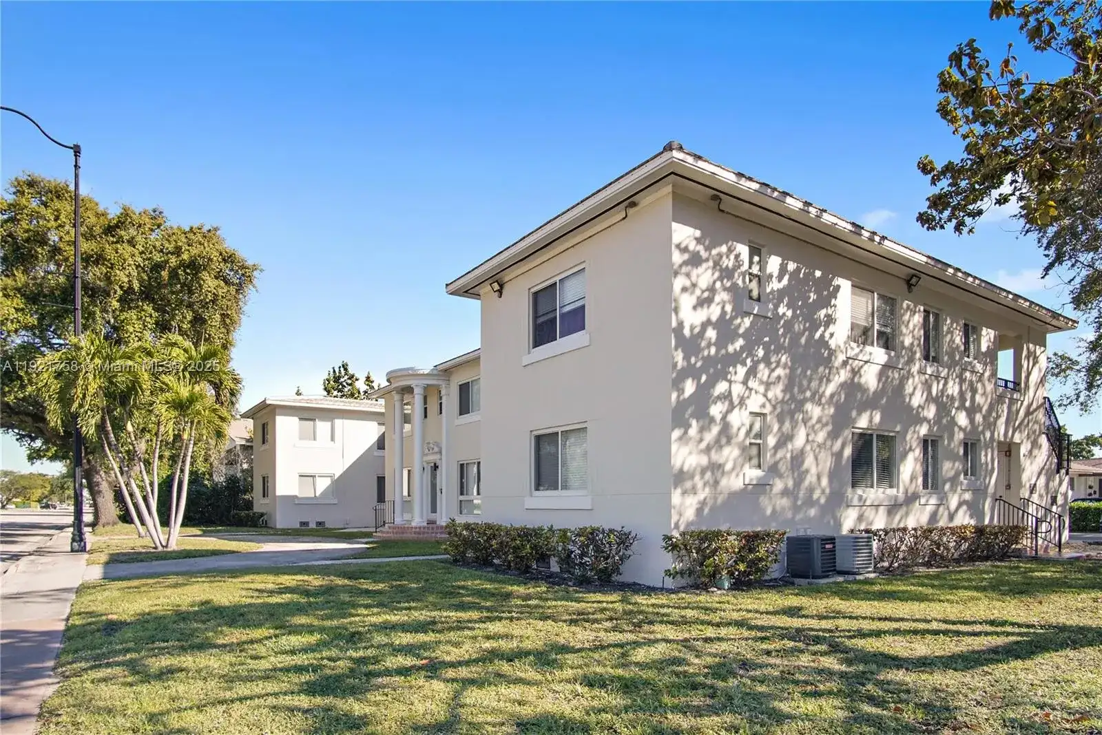 1567 S Le Jeune Rd # 3, Miami FL 33134 photo 2
