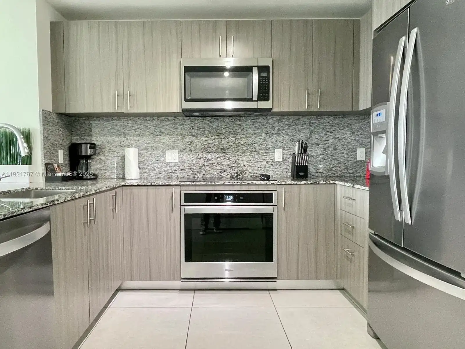 5350 NW 84th Ave # 705, Doral FL 33166 photo 3