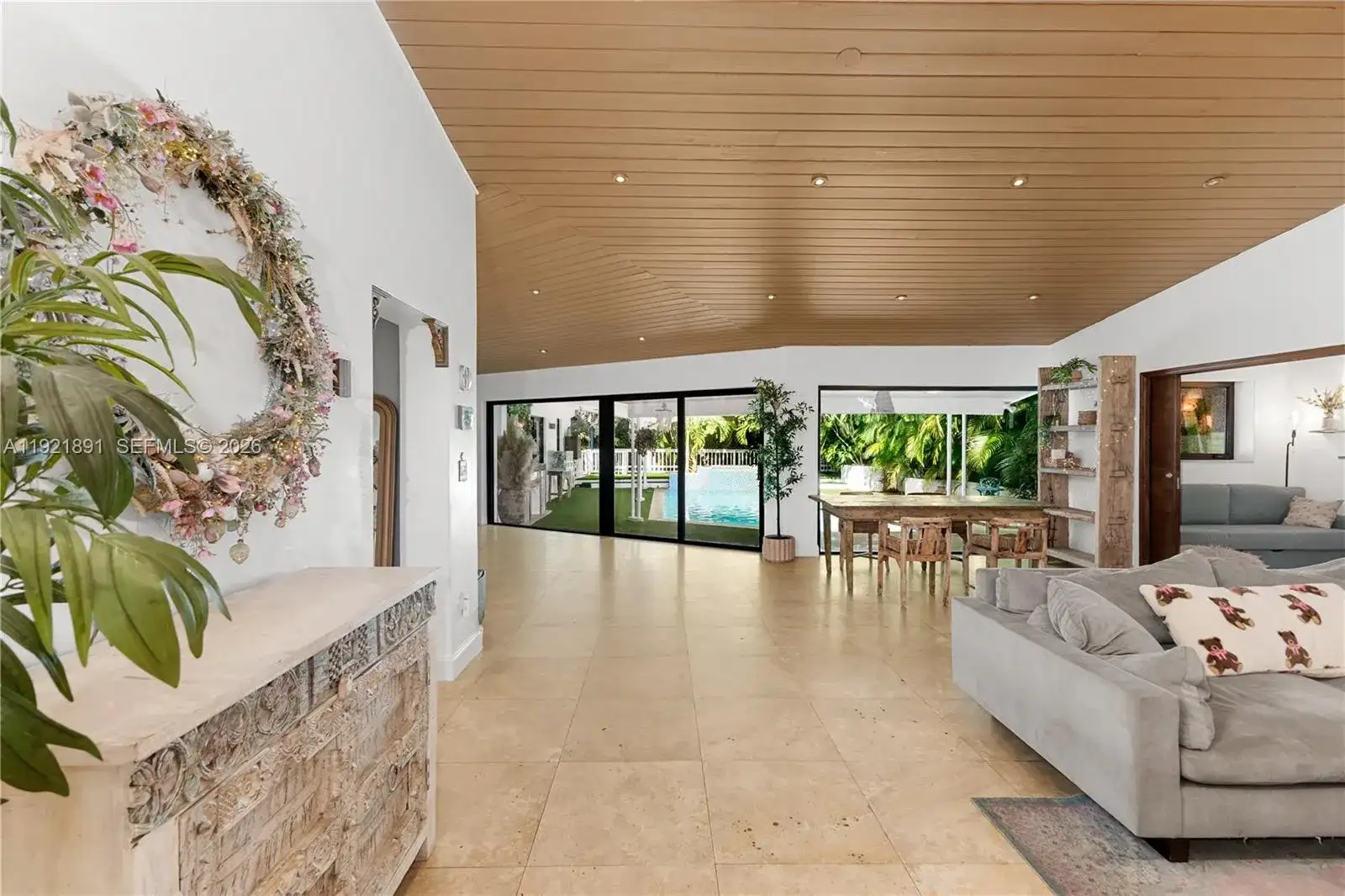 301 NE 115th St, Miami FL 33161 photo 5
