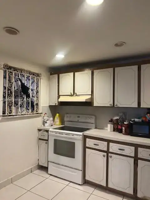 13725 NE 6th Ave # 209, North Miami FL 33161 photo 3