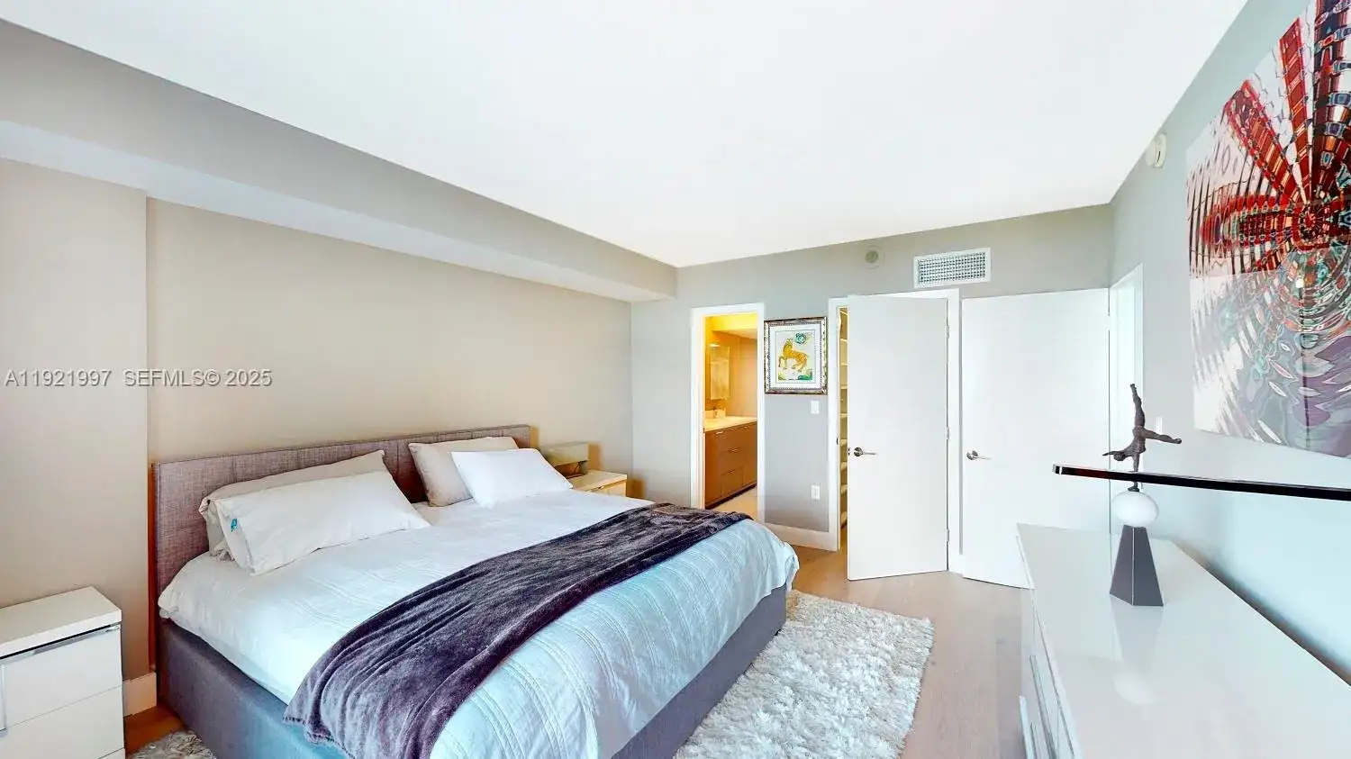 10275 Collins Ave # 724, Bal Harbour FL 33154 photo 3