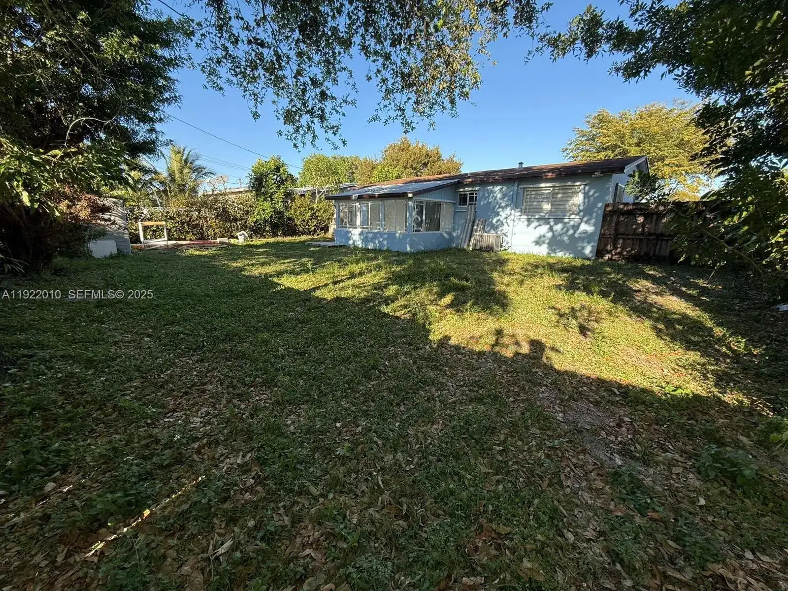 2340 Jamaica Dr, Miramar FL 33023 photo 5