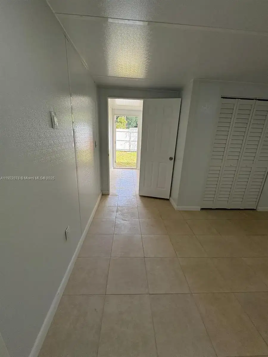 15020 NW 12th Ave side, Miami FL 33168 photo 4