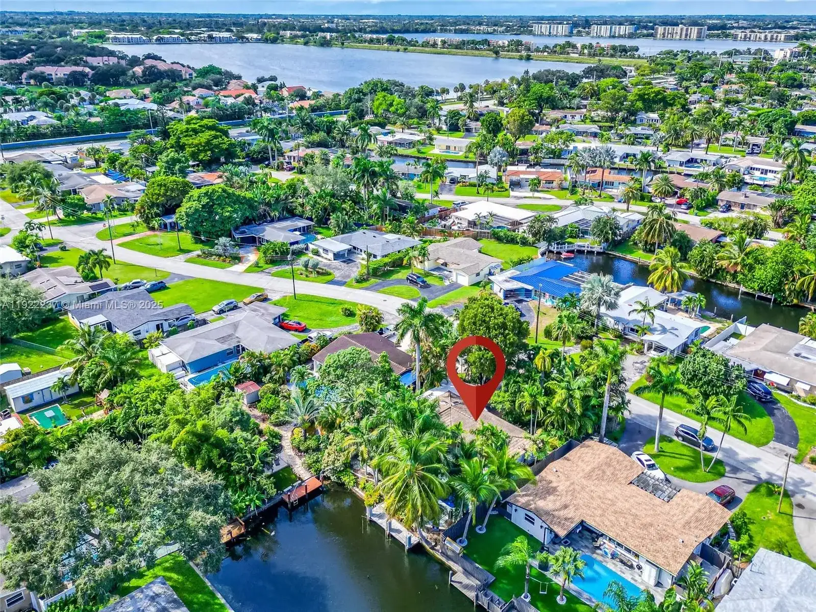 1930 NW 32nd Ct, Oakland Park FL 33309 photo 2