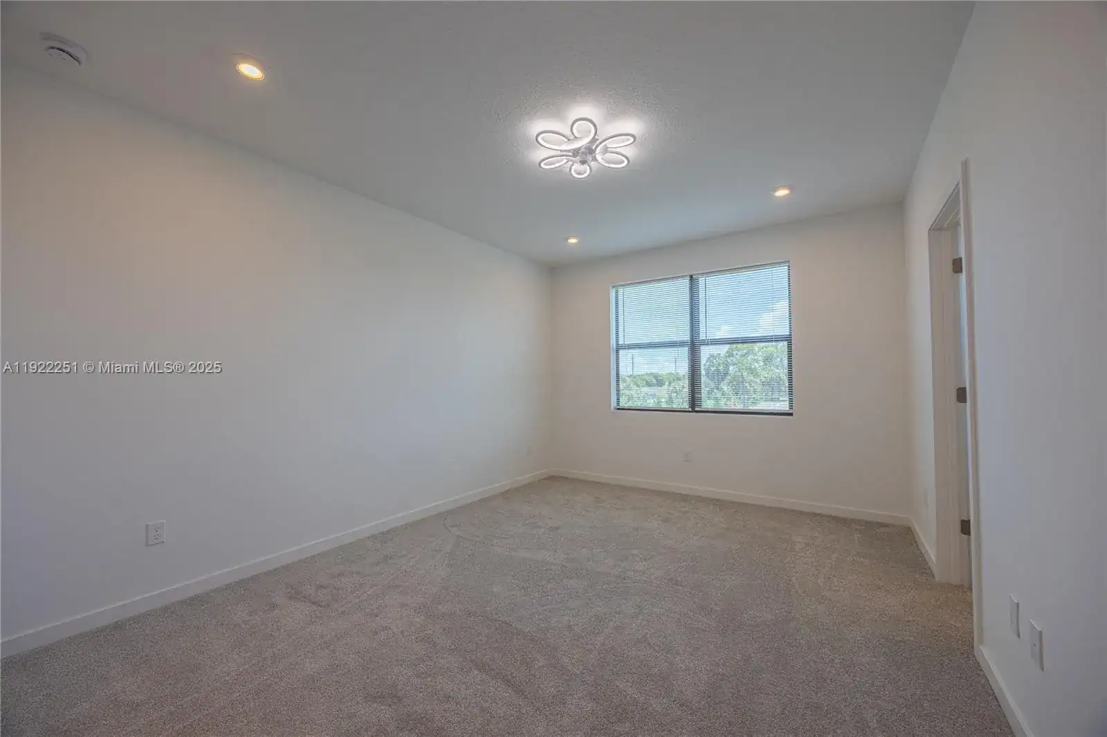 7040 Channing Ave, Lake Worth FL 33467 photo 5
