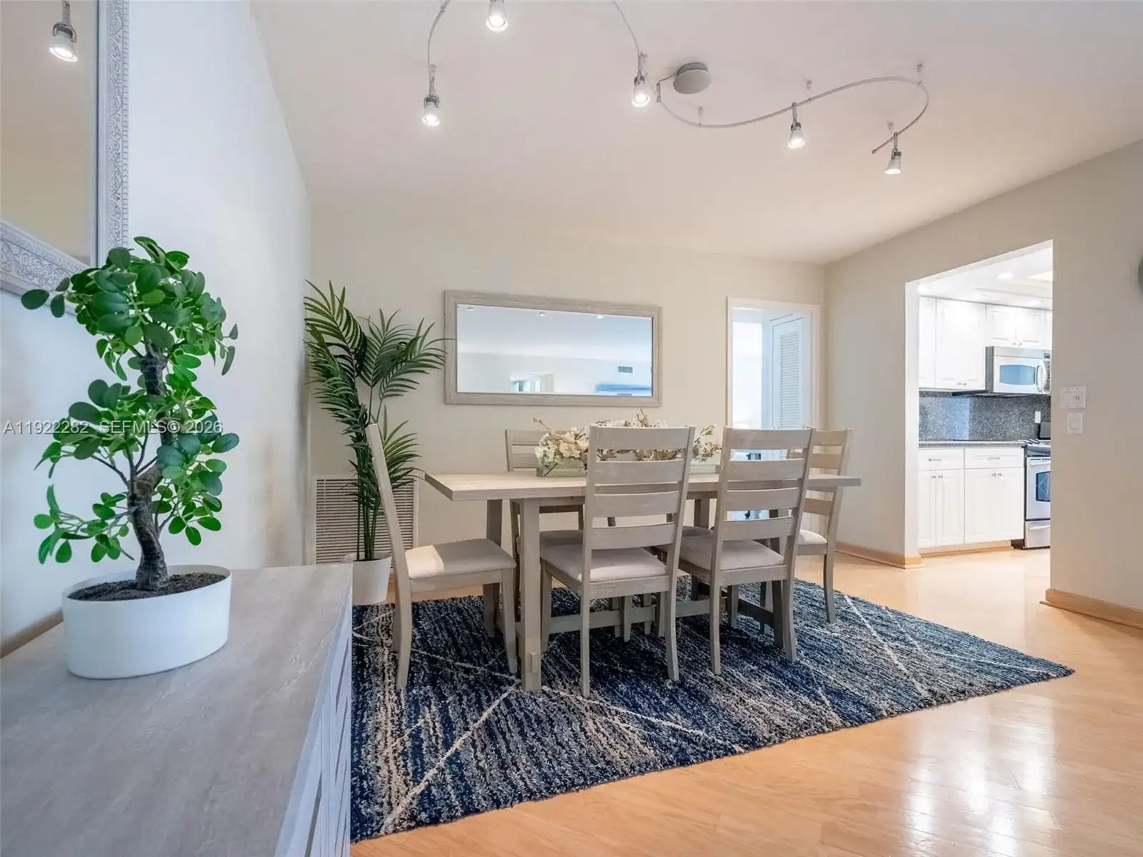 3200 S Ocean Blvd # D203, Palm Beach FL 33480 photo 4