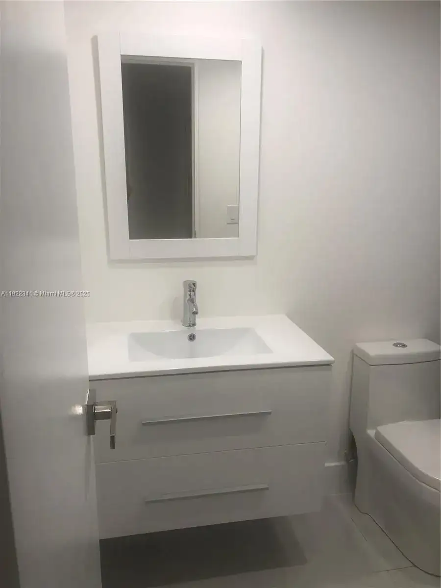 10185 Collins Ave # 1022, Bal Harbour FL 33154 photo 2