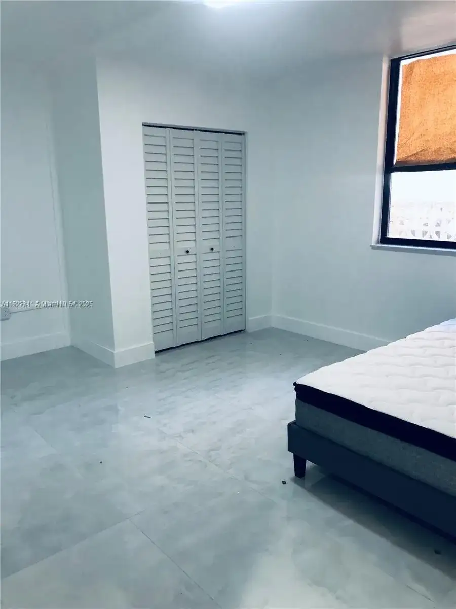 10185 Collins Ave # 1022, Bal Harbour FL 33154 photo 4