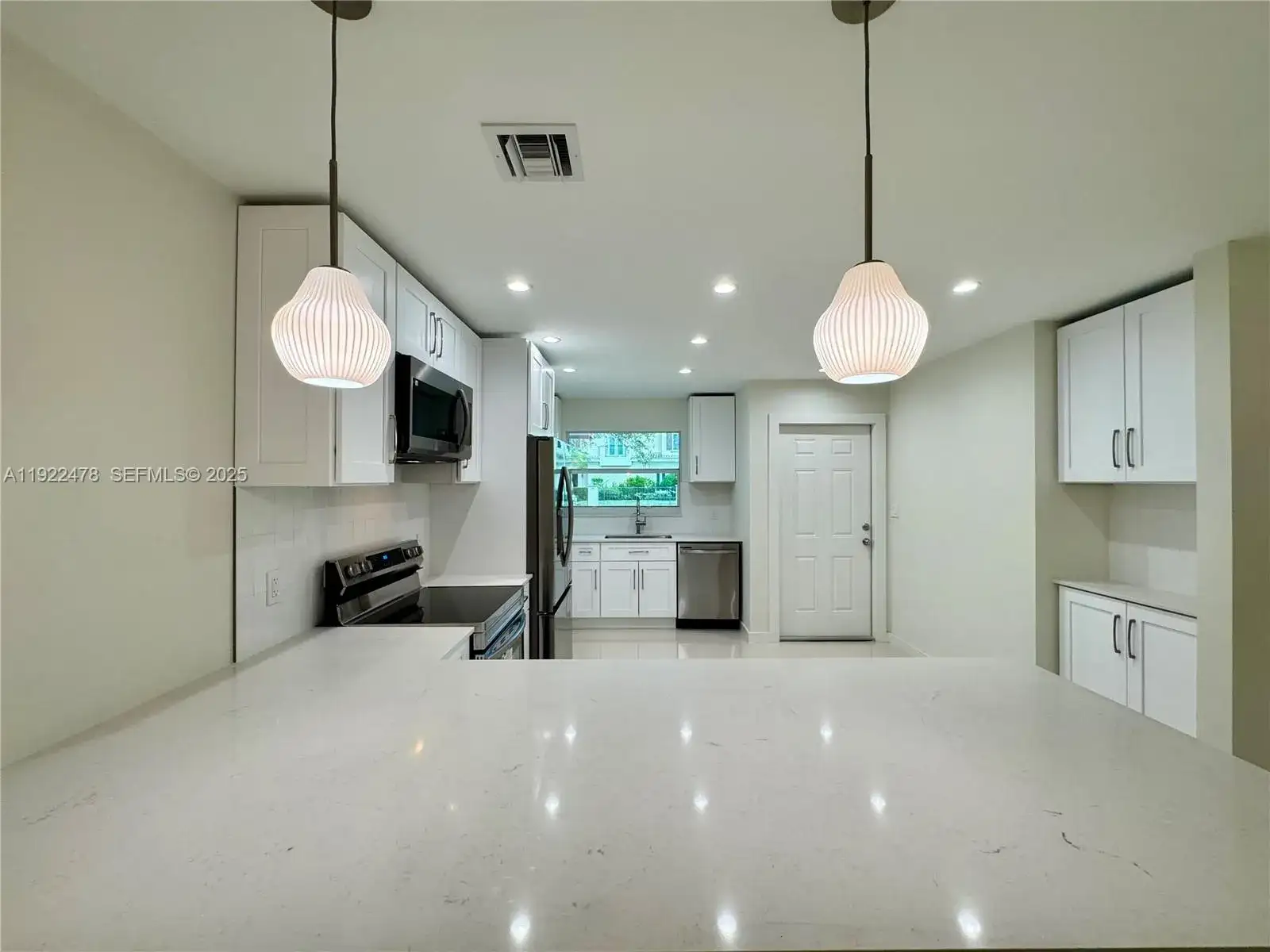 2230 Spanish Trl # B, Delray Beach FL 33483 photo 5