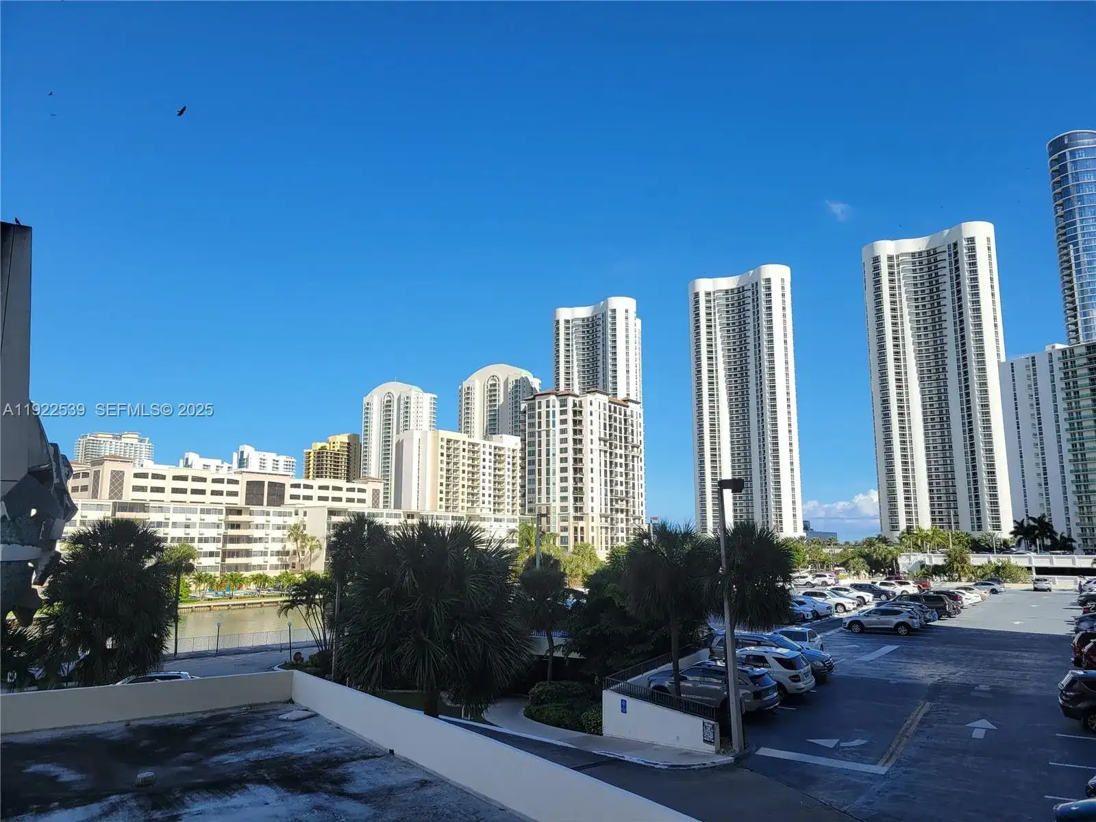 300 Bayview Dr, Sunny Isles Beach FL 33160 photo 2