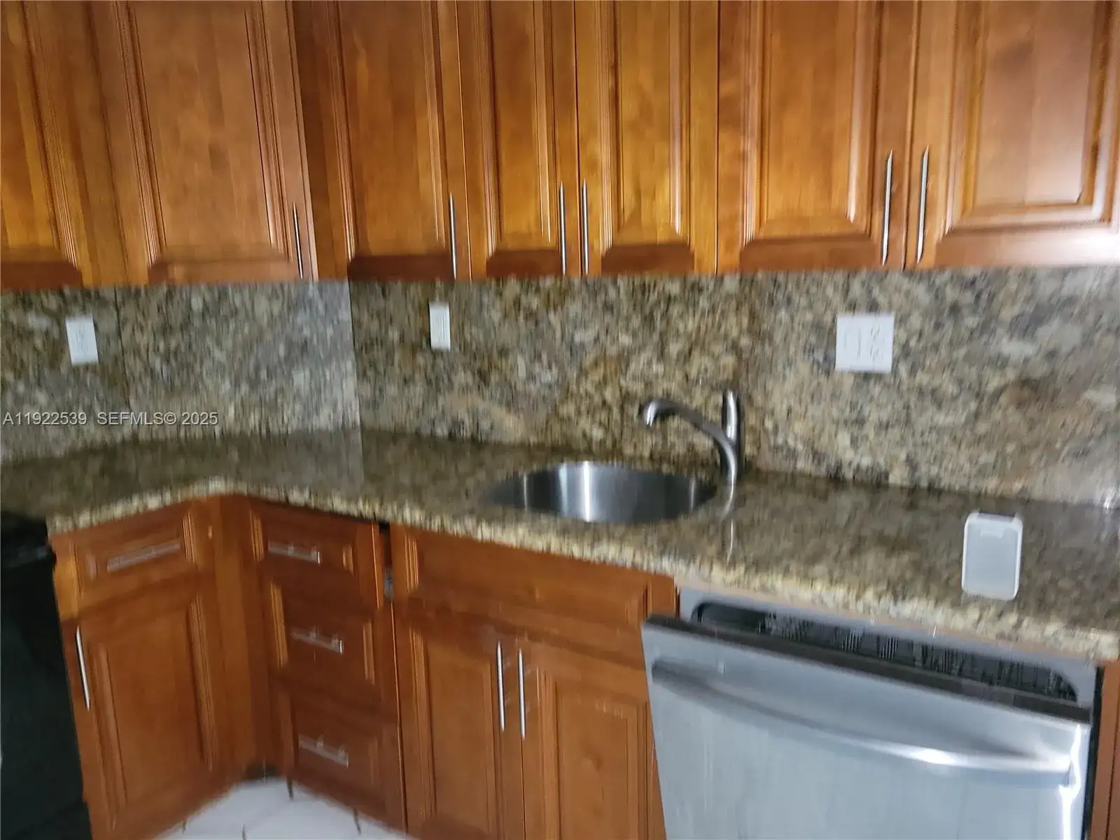300 Bayview Dr, Sunny Isles Beach FL 33160 photo 5