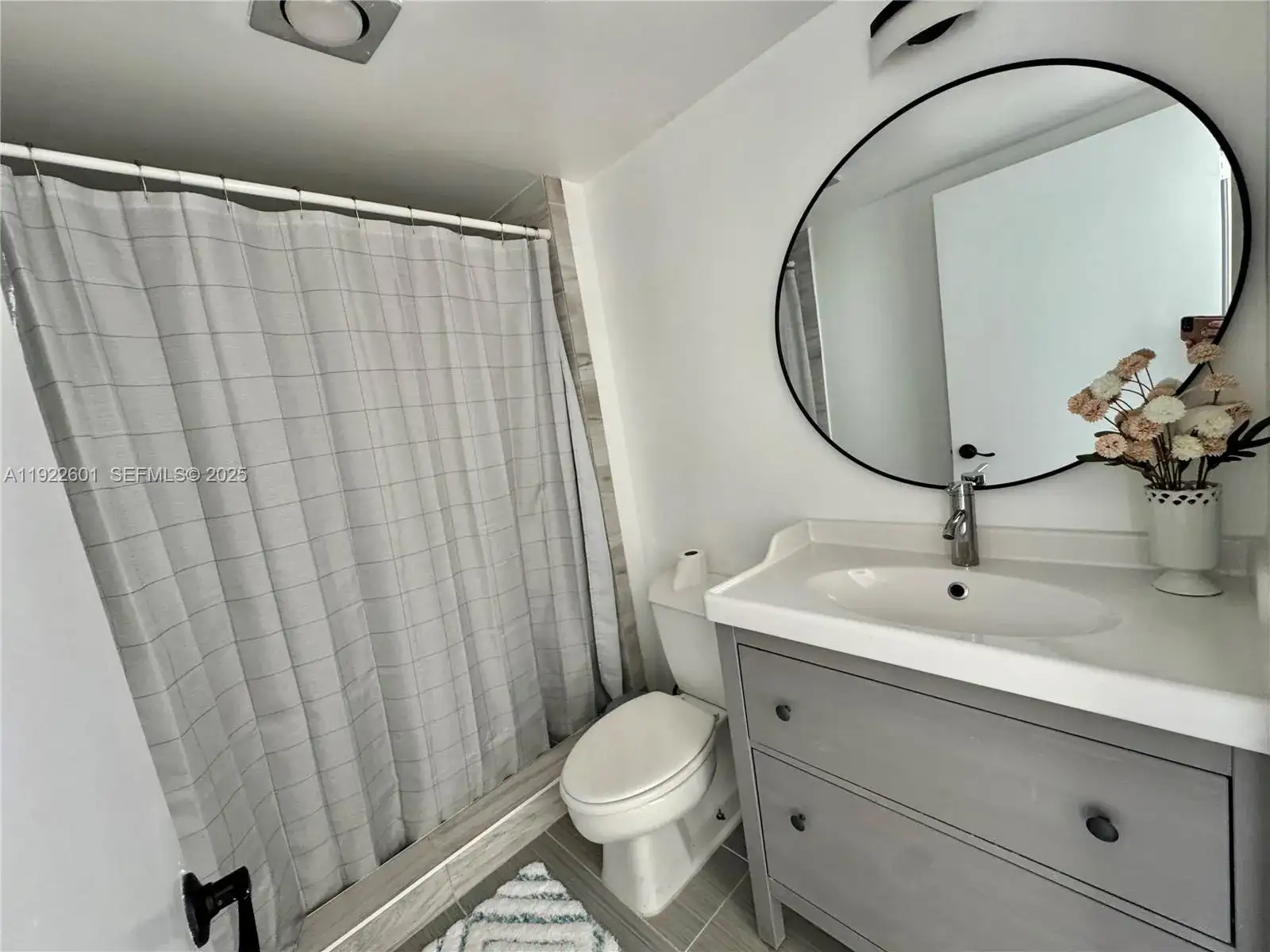 20515 E Country Club Dr # 245, Aventura FL 33180 photo 5