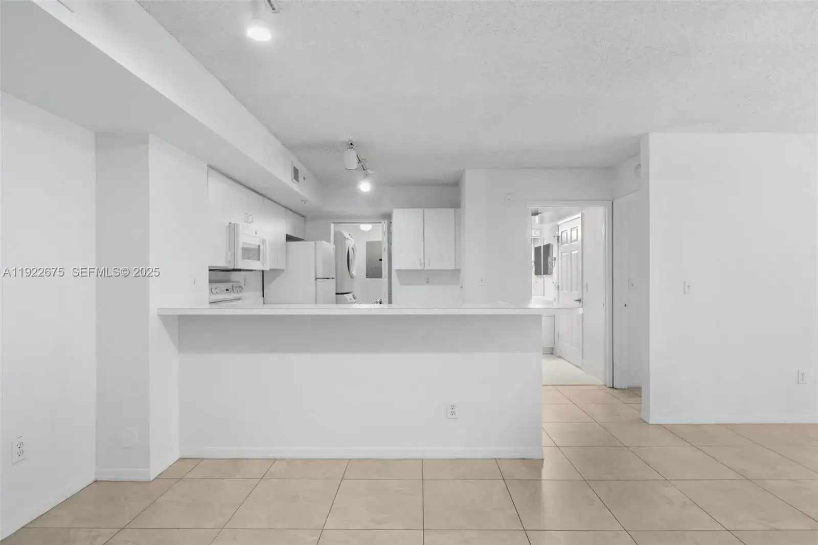 2600 S University Dr # 107, Davie FL 33328 photo 2