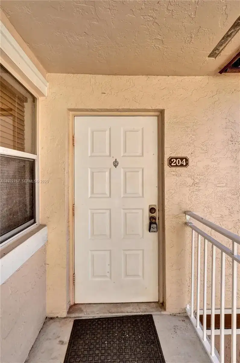11201 SW 13th St # 204, Pembroke Pines FL 33025 photo 5